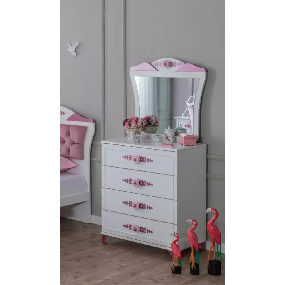 Queen Dresser