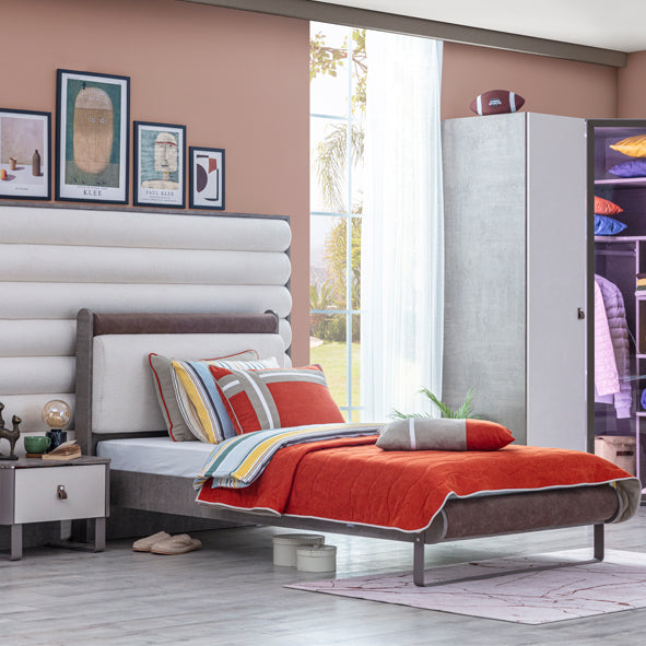 Aura Bed